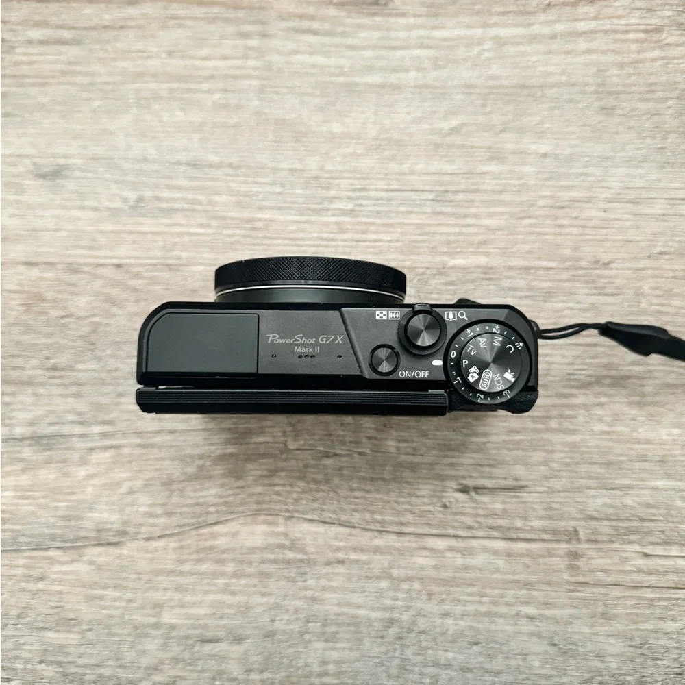 Canon G7X Compact Black Camera